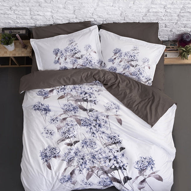 3D Спално бельо от памучен сатен – бяло и сиво със синкави цветя и листа