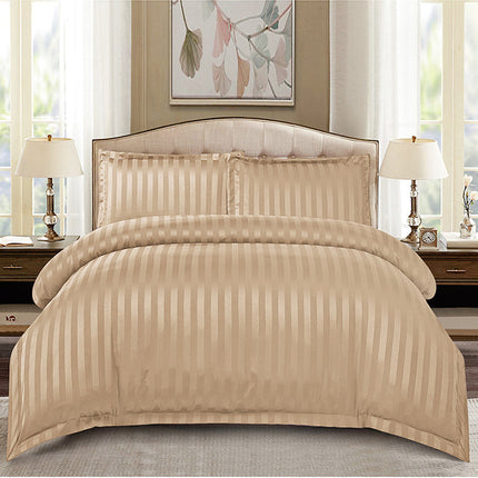 Едноцветно спално бельо с ластик - бежов цвят с райе