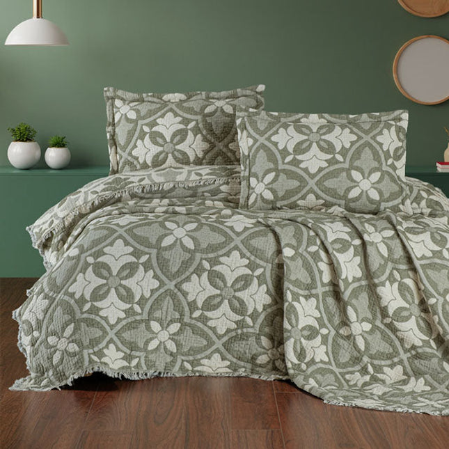 Луксозна кувертюра от 3 части - PANDORA GREEN 