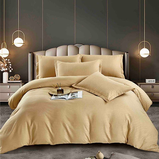 Едноцветно спално бельо - тъмнобежово с райе 