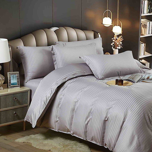 Едноцветно спално бельо - светлосиво с райе - F2-12