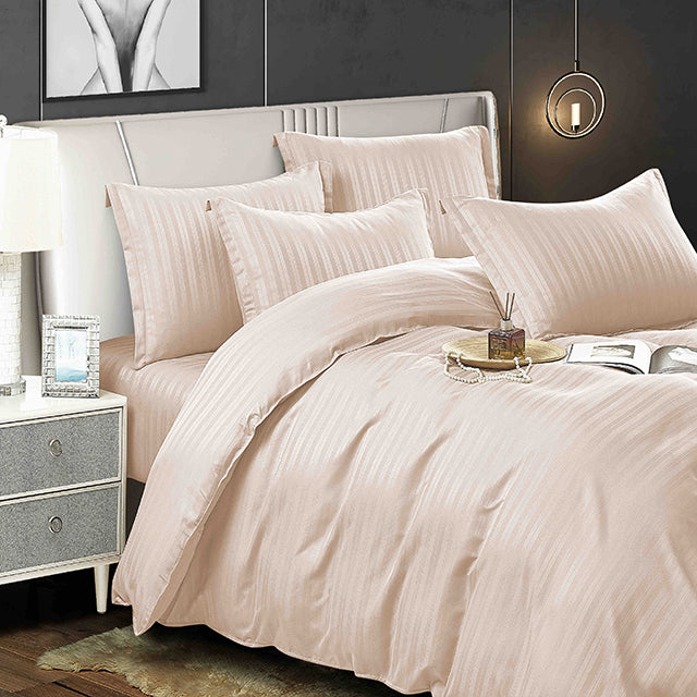 Едноцветно спално бельо - цвят крем с райе - F2-18