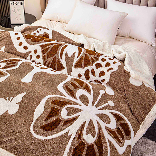 Плюшено 3D одеяло - Кафяв цвят с пеперуди - F3D-04