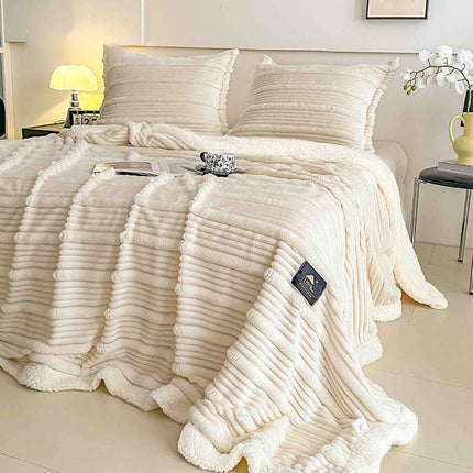 Пухкав комплект шерпа с цип от 3 части - цвят крем