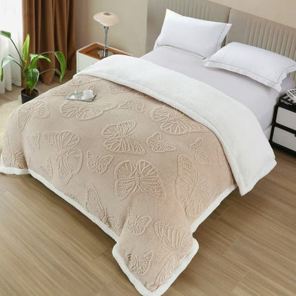 Плюшено одеяло с цип - Цвят крем с пеперуди